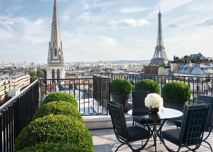 Paris Luxury Hotels